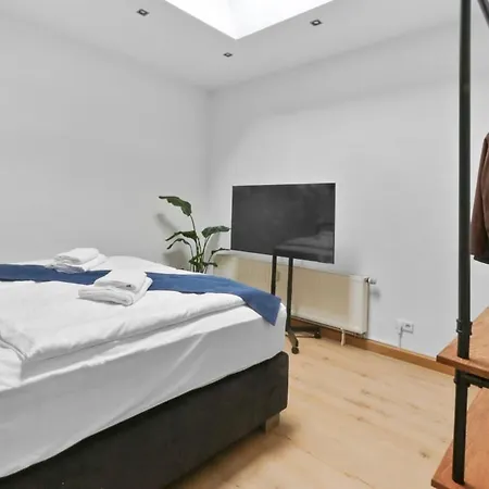 Apartamento Exclusive Bungalow! 4 Rooms, 8 People, 2x Parking Dresden