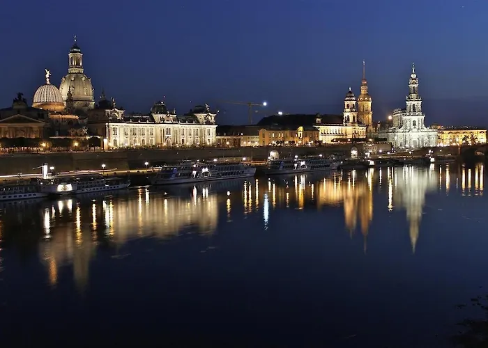 아파트 Hochwertiger Ausgestatteter Fuer 8 Personen, 3 Schlafzimmer, 2 Parkplaetze, Wlan