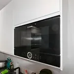 Hochwertiger Ausgestatteter Fuer 8 Personen, 3 Schlafzimmer, 2 Parkplaetze, Wlan Appartement