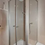 Hochwertiger Ausgestatteter Fuer 8 Personen, 3 Schlafzimmer, 2 Parkplaetze, Wlan Dresde