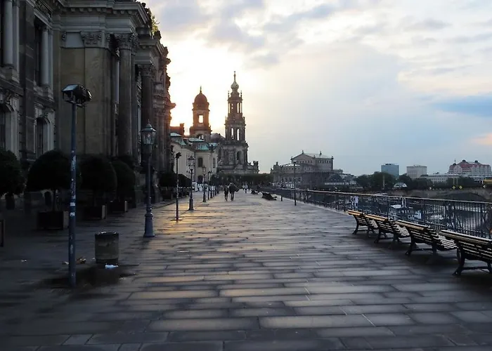 公寓 Hochwertiger Ausgestatteter Fuer 8 Personen, 3 Schlafzimmer, 2 Parkplaetze, Wlan *