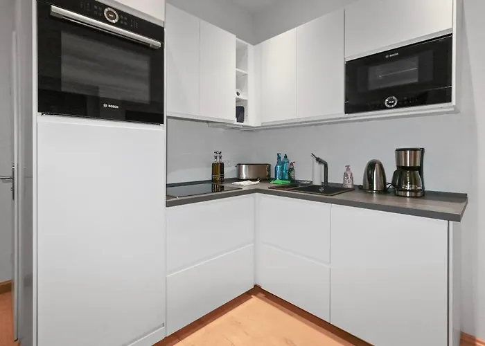 公寓 Hochwertiger Ausgestatteter Fuer 8 Personen, 3 Schlafzimmer, 2 Parkplaetze, Wlan *